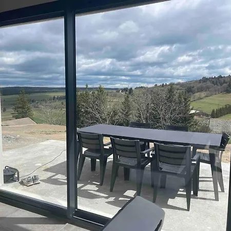 Semesterbostad 8pers Au Calme Avec Superbe Vue Barbecue Wifi