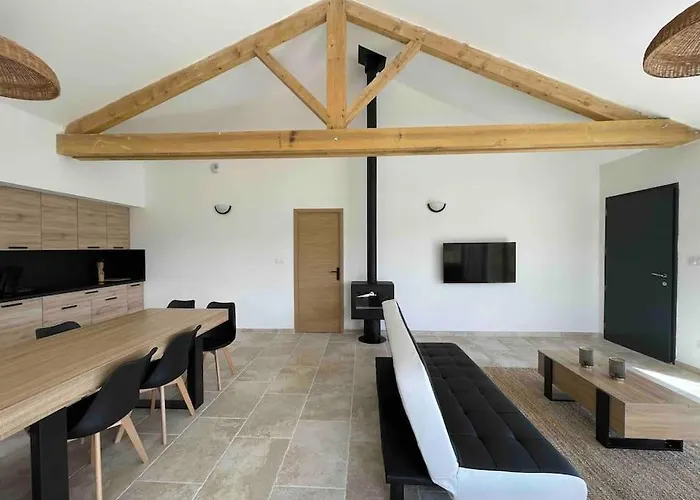 8pers Au Calme Avec Superbe Vue Barbecue Wifi Holiday home